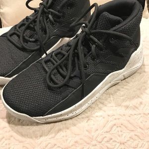 Adidas Men’s Basketball Shoes